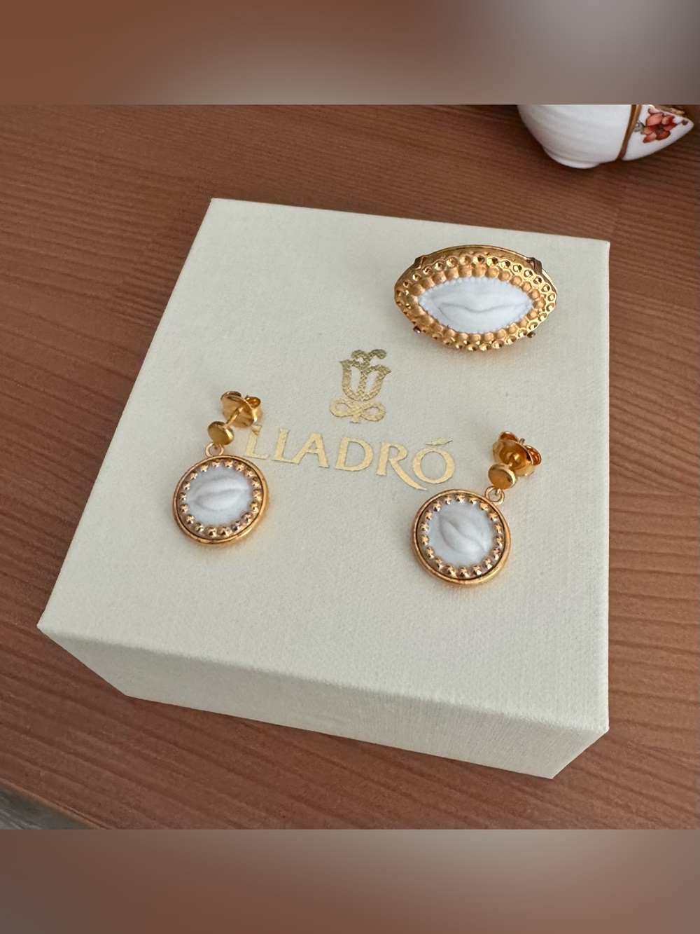 Lladró Kiss Porcelain Ring & Earrings Jewelry Set NWT